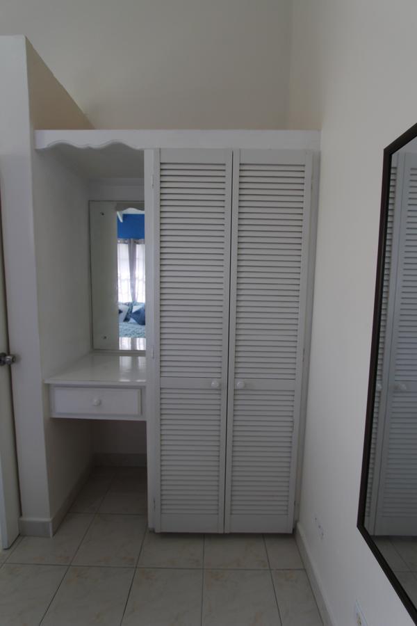 Turtle Ridge Apartments Saint James Ngoại thất bức ảnh