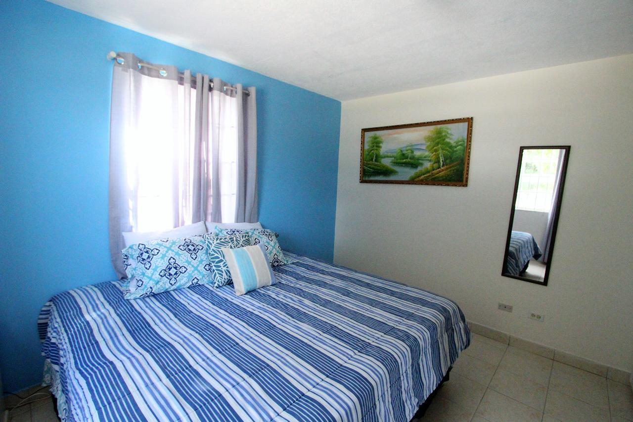 Turtle Ridge Apartments Saint James Ngoại thất bức ảnh