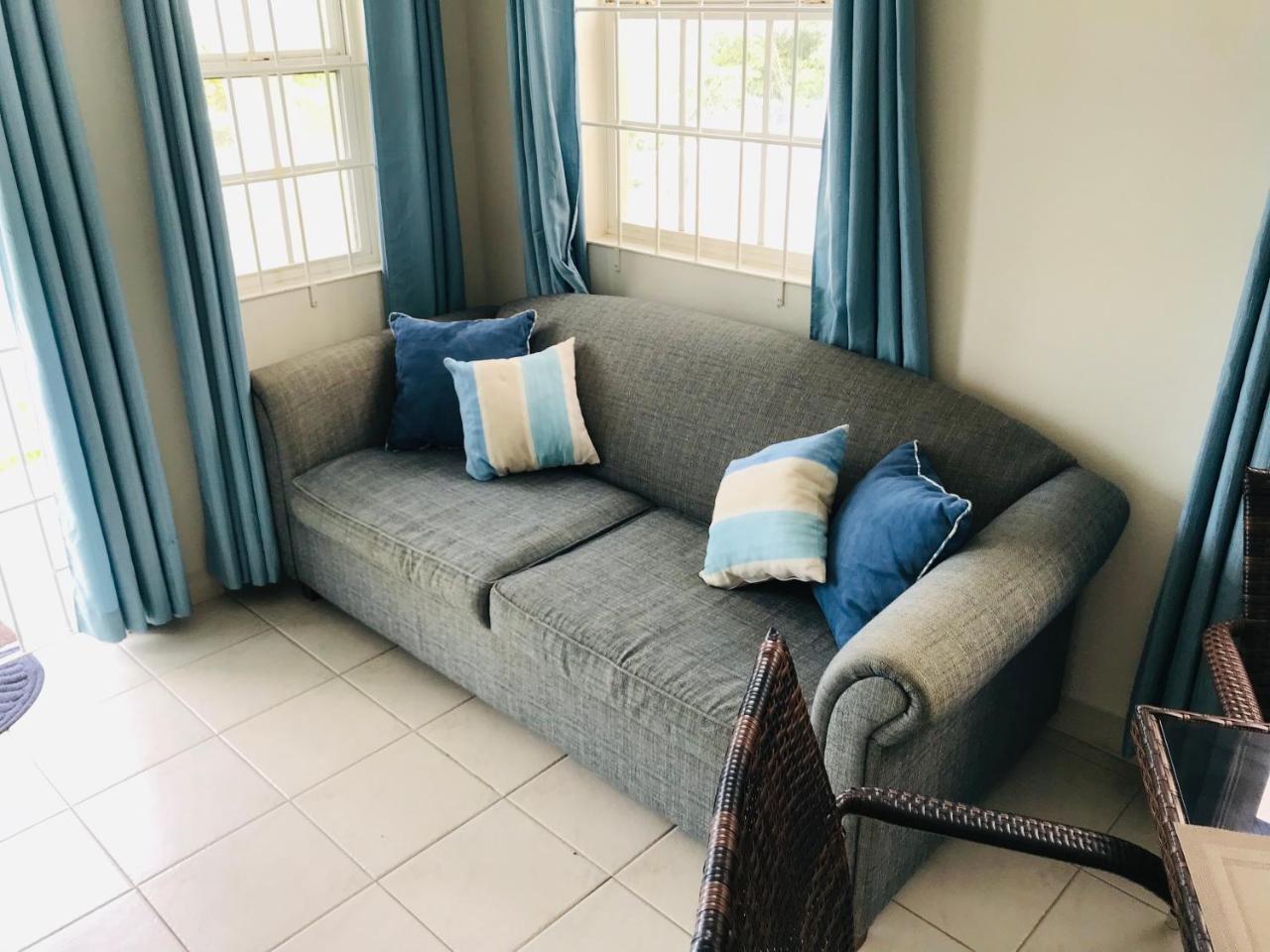 Turtle Ridge Apartments Saint James Ngoại thất bức ảnh