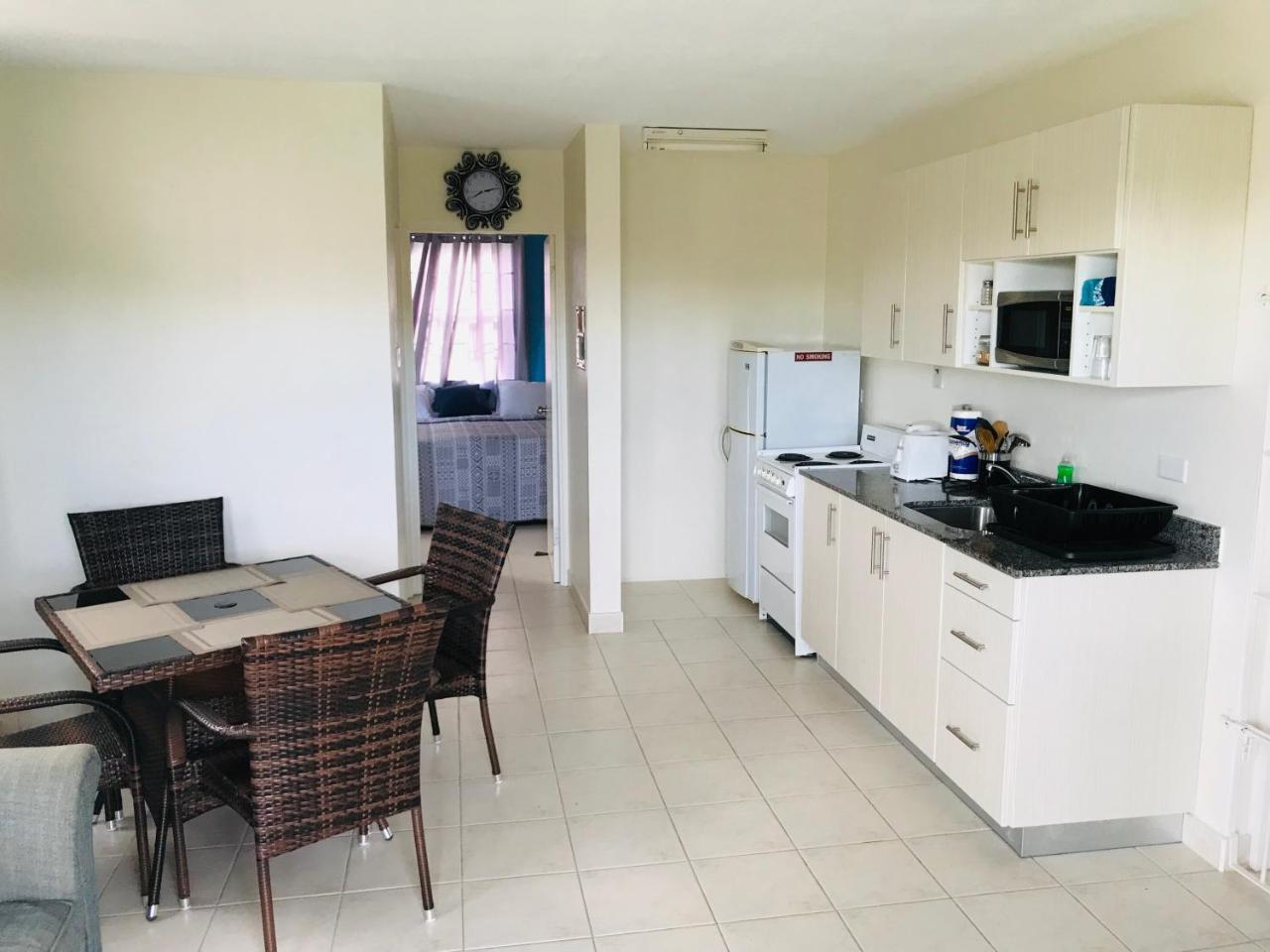 Turtle Ridge Apartments Saint James Ngoại thất bức ảnh